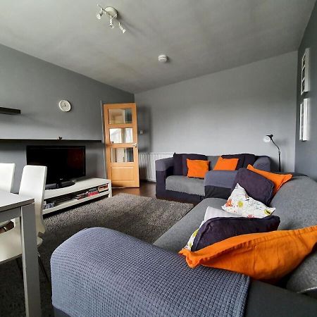 2 Bedroom, Free Parking & Netflix Near Hospitals Aberdeen Kültér fotó